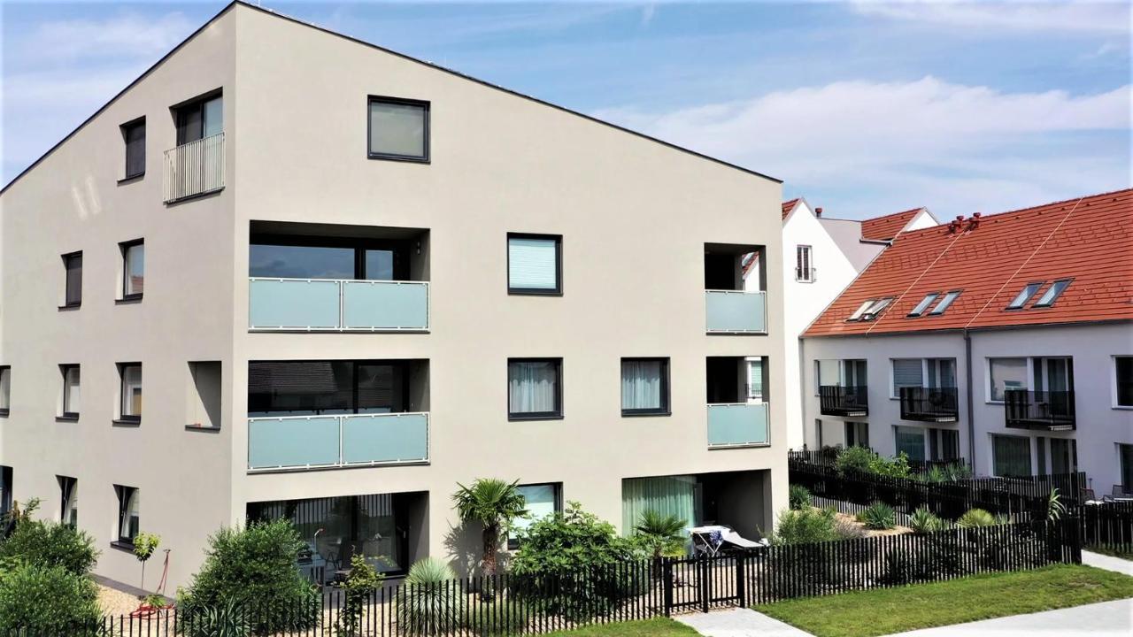 Palm Garden Apartment 1 Mikulov Luaran gambar