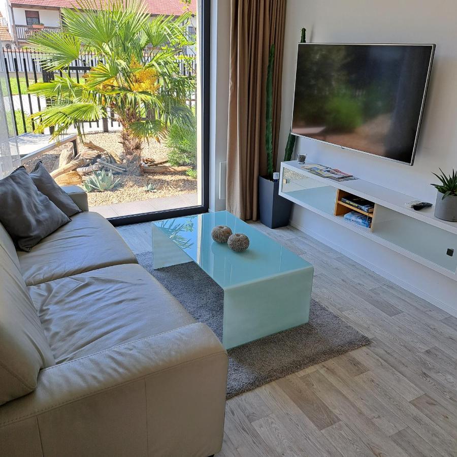 Palm Garden Apartment 1 Mikulov Luaran gambar